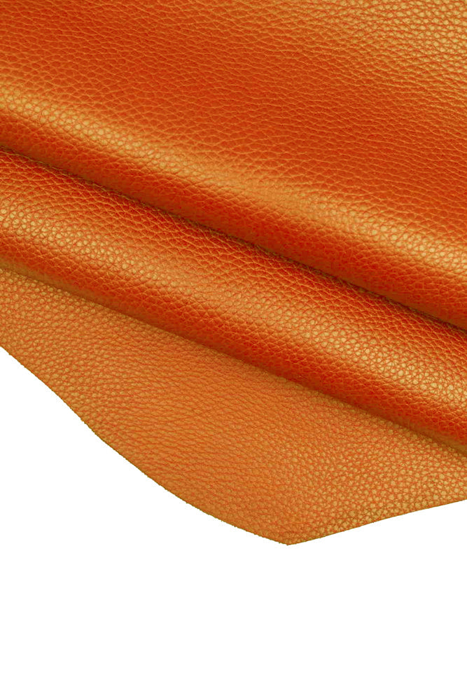 K0038LB | Segnalibro Cuore Made in Italy in Vera Pelle pieno fiore, grana dollaro - Colore Arancione - Dimensioni: cm 6 x 5,5 x 0,5 - Confezione: Gift Box rigido fondo/coperchio-3